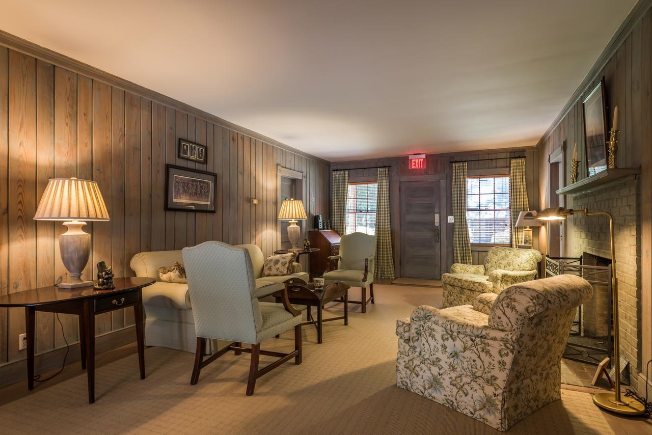 The Inn At Stratford Hall East End Esterno foto