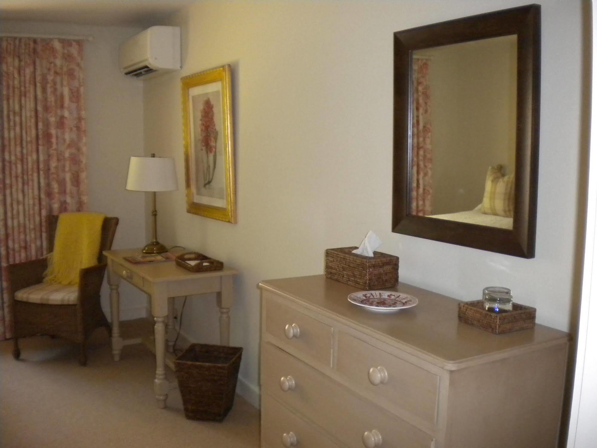 The Inn At Stratford Hall East End Esterno foto